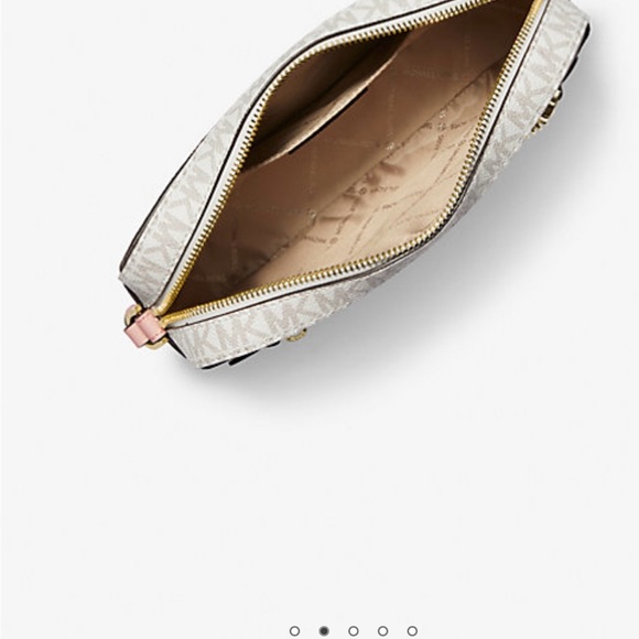 Michael Kors crossbody bag. The color is white with light pink - Picture 2 of 4